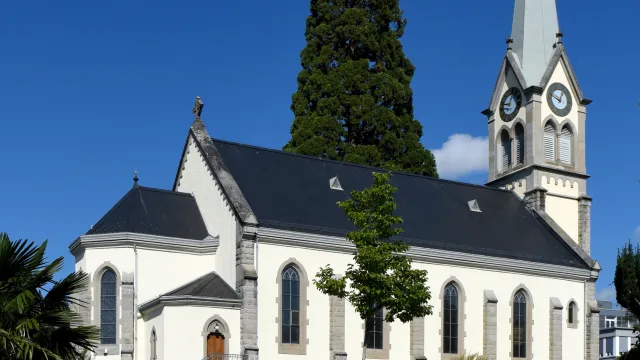Reformierte Kirche Erlenbach (Foto: Reformierte Kirchgemeinde Erlenbach) Reformierte Kirche Erlenbach (Foto: Reformierte Kirchgemeinde Erlenbach)